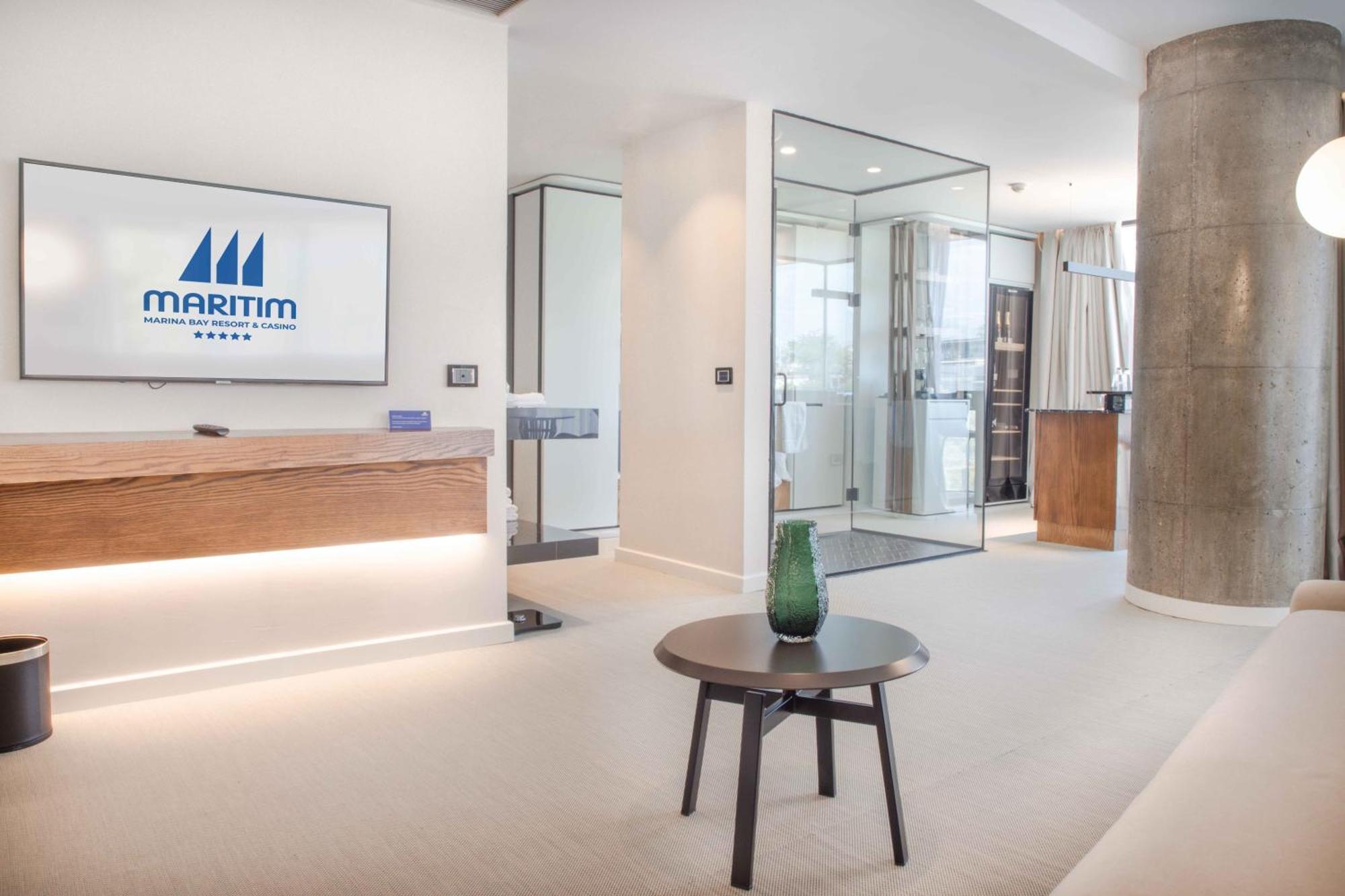 Maritim Marina Bay Resort Spa & Casino Adult Friendly Vlorë Εξωτερικό φωτογραφία The lobby of the hotel