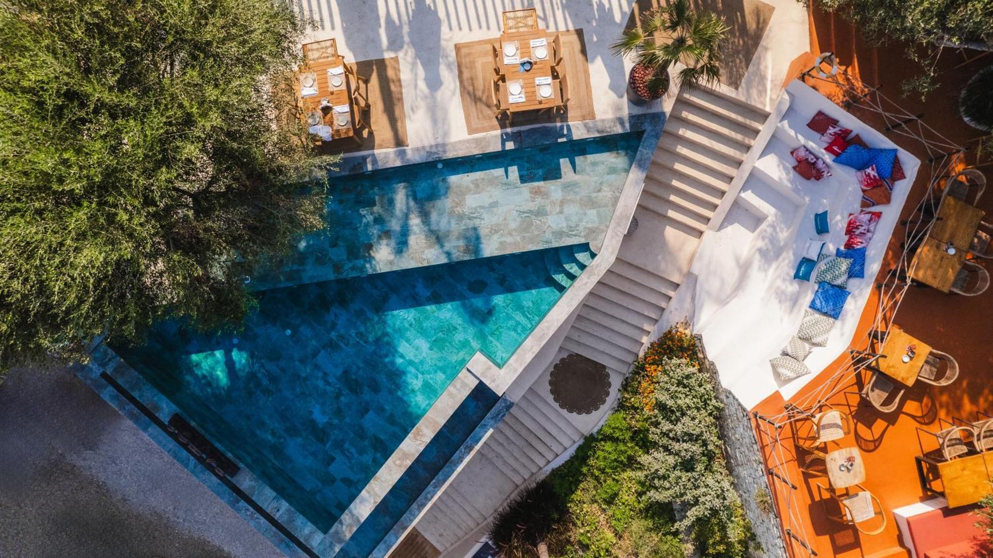Maritim Marina Bay Resort Spa & Casino Adult Friendly Vlorë Εξωτερικό φωτογραφία The swimming pool at the hotel