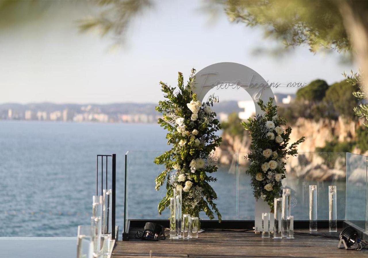 Maritim Marina Bay Resort Spa & Casino Adult Friendly Vlorë Εξωτερικό φωτογραφία Wedding ceremony at the beach